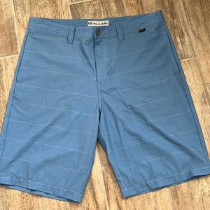 TRAVIS MATHEW shorts blue size 34